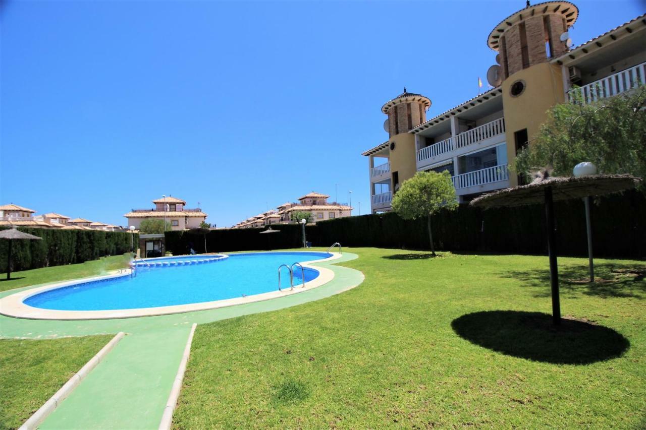 Best House Rubi Orihuela Exterior foto